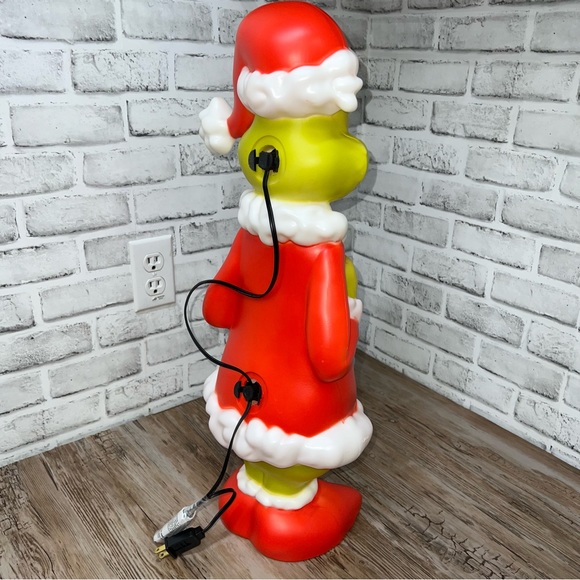 Grinch Christmas Blow Mold W/stocking Gemmy 24” Double Lighted! NEW - Picture 4 of 7